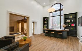 The Ledger Residences By Sosuite - Old City